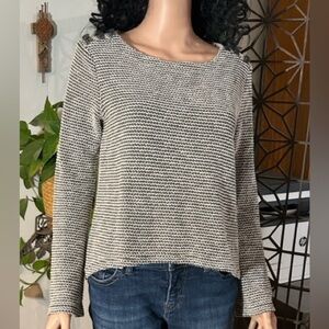 “🎉HOST PICK🎉”. ROXY BLACK AND WHITE  KNIT SWEATER SP